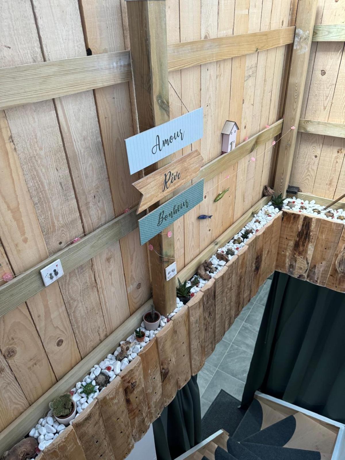 Le Pat' Toit A La Traboule Aurec-Sur-Loire Exterior foto